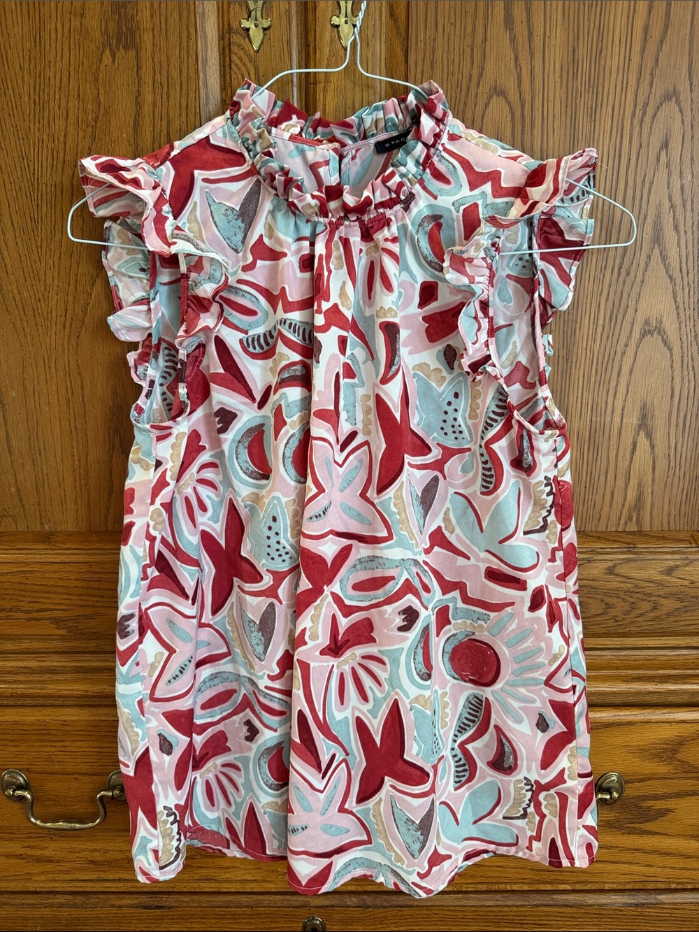 Staccato Floral Ruffle top